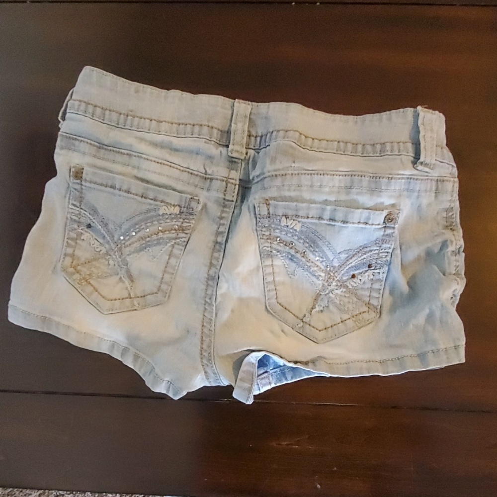 Shorts - Picture 2 of 2